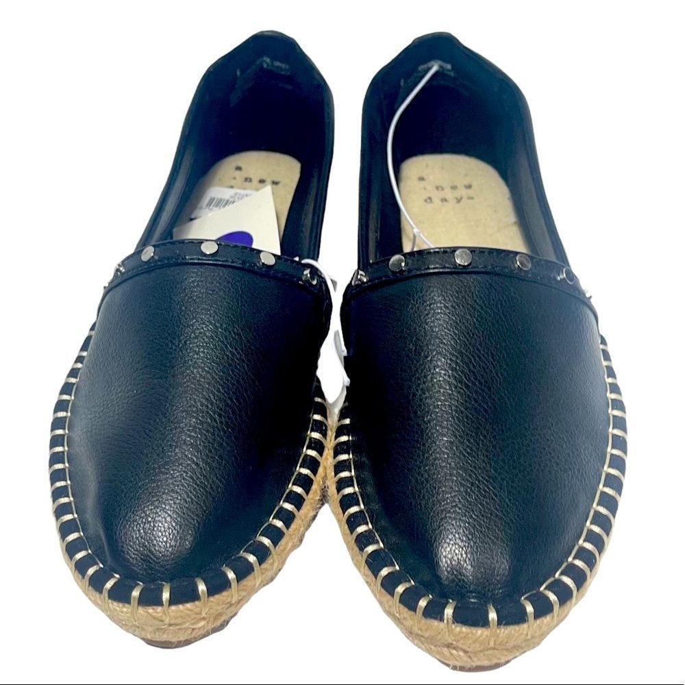 NWT. A New Day. Women's Black Flats. Size 6. Material Faux Leather